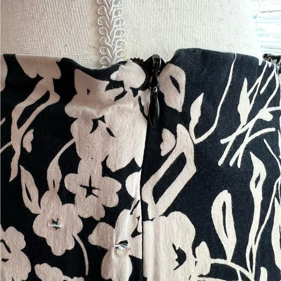 Floral Black and White Women's Skirt - Picture 3 of 4
